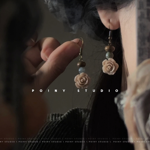 新中式花朵耳环女小众设计感高级轻奢气质复古风耳饰耳夹2025新款