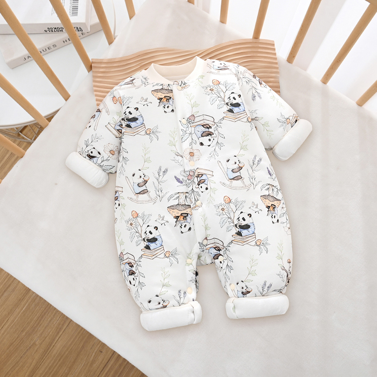 150克婴儿棉服保暖连体衣秋冬夹棉哈衣新生儿冬季纯棉宝宝衣服