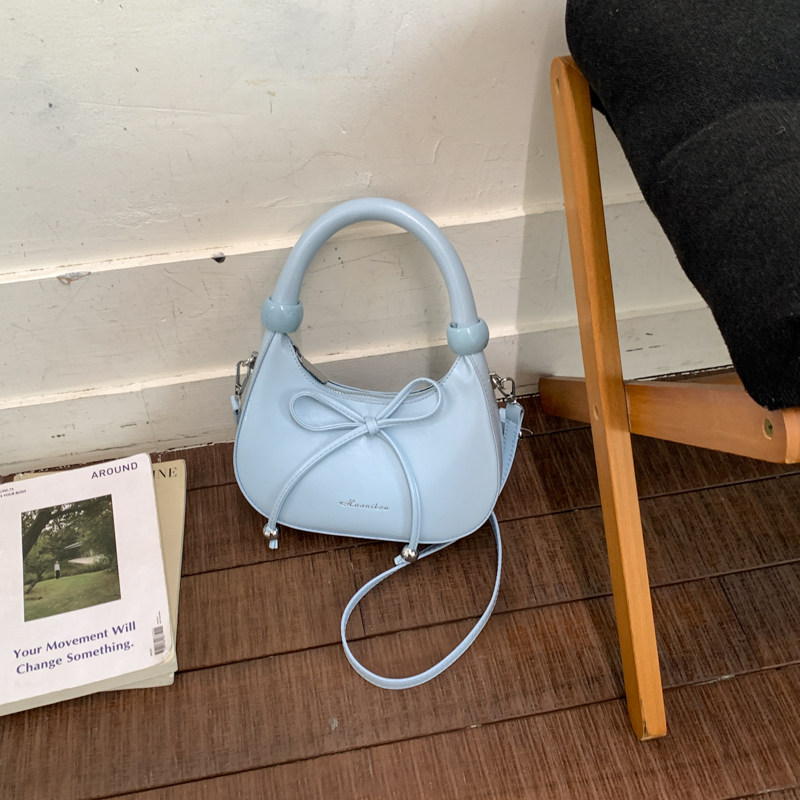 Unique Niche Design Women's 2026 New Autumn Versatile Crossbody Exquisite Handbag Super Popular Small Tote Bag_voghion.com