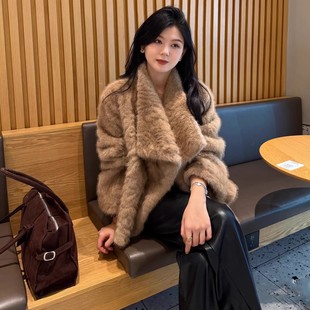 2025新款千金风皮毛一体年轻款冬季高级感时尚环保皮草毛毛外套