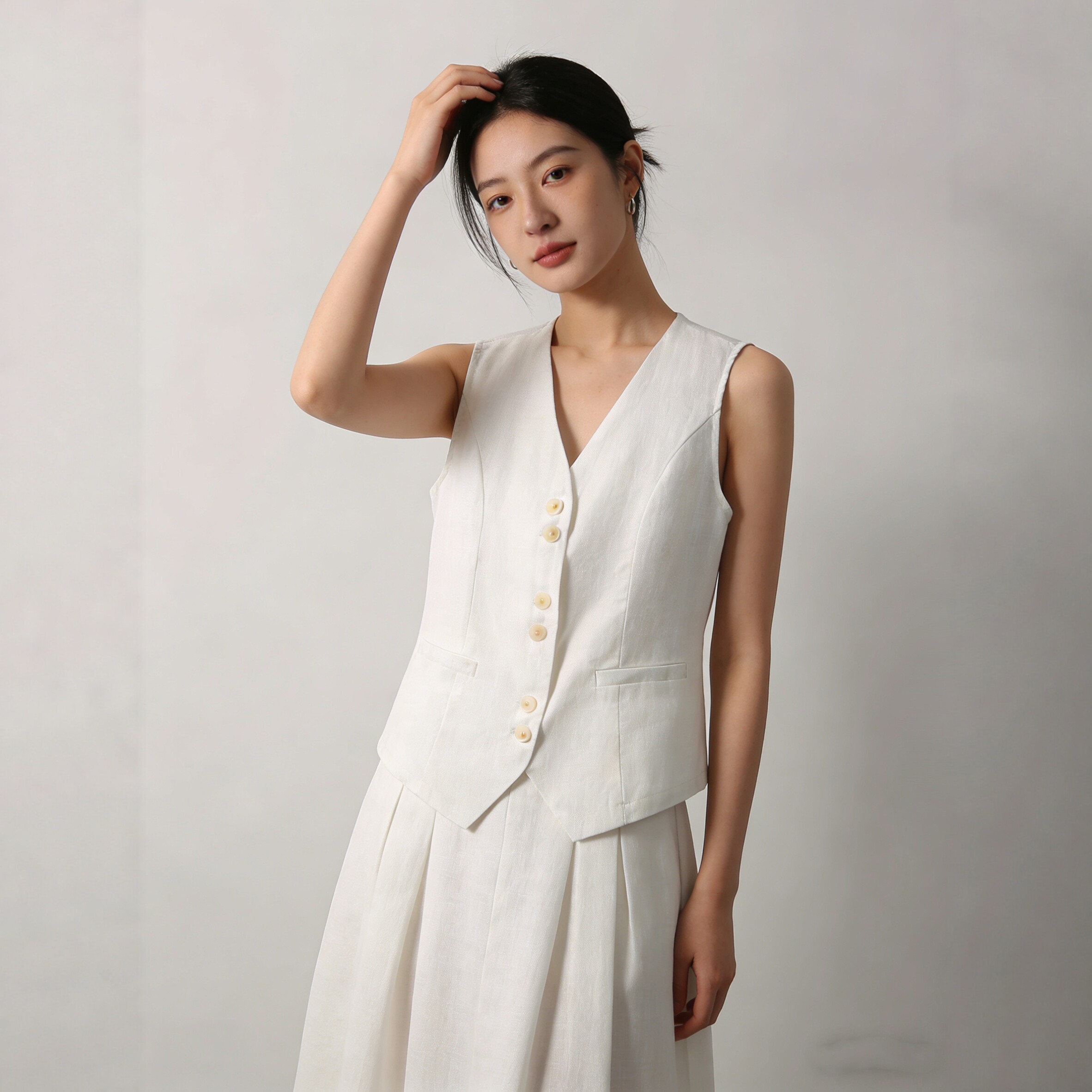 2026新款氢氧老钱风亚麻马甲女春夏薄款透气高级棉麻坎肩背心上衣