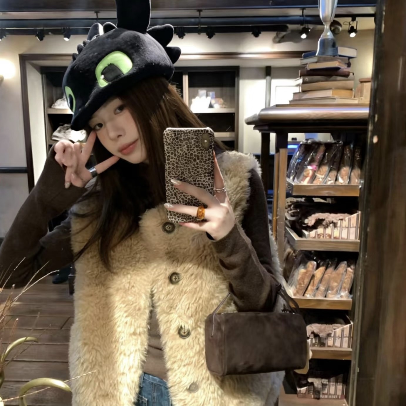 2026新款仿羊羔毛欧尼马甲女皮毛一体今年流行爆款毛毛保暖外套