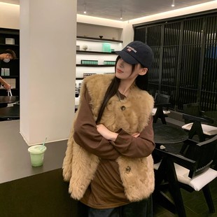 欧尼马甲环保皮草皮毛一体仿羊羔毛马夹秋冬保暖百搭毛毛外套女