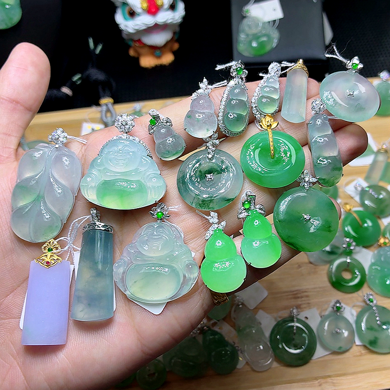 天然翡翠A货18K金镶冰种阳绿女款