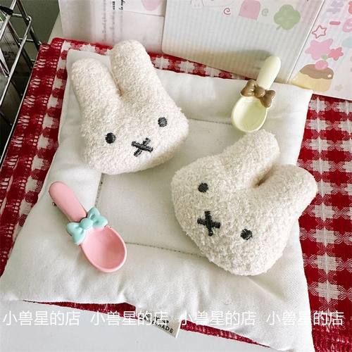 可爱卡通小兔子公仔短毛绒胸针女生闺蜜包包衣服装饰配件徽章别针