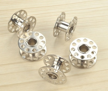 老式缝纫机铁锁芯蜜蜂蝴蝶飞人家用缝纫机铁梭心脚踩缝纫机配件