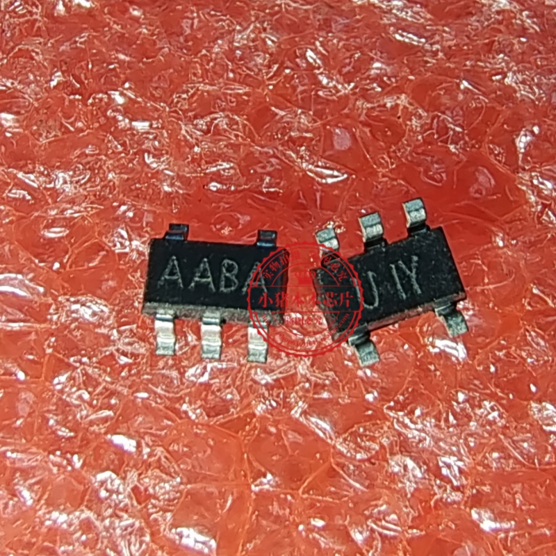 MAX4124EUK+T MAX4124EUK 丝印AABA AA8A SOT23-5 新的  一个起拍