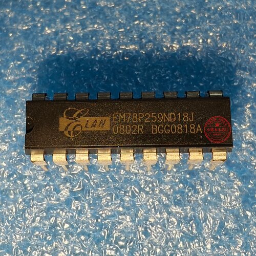 EM78P259ND18J 封装DIP-18
