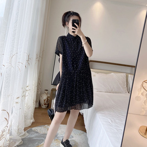 波点百褶宽松大码显瘦胖mm新款夏2025裙子遮肚微胖连衣裙polo雪纺