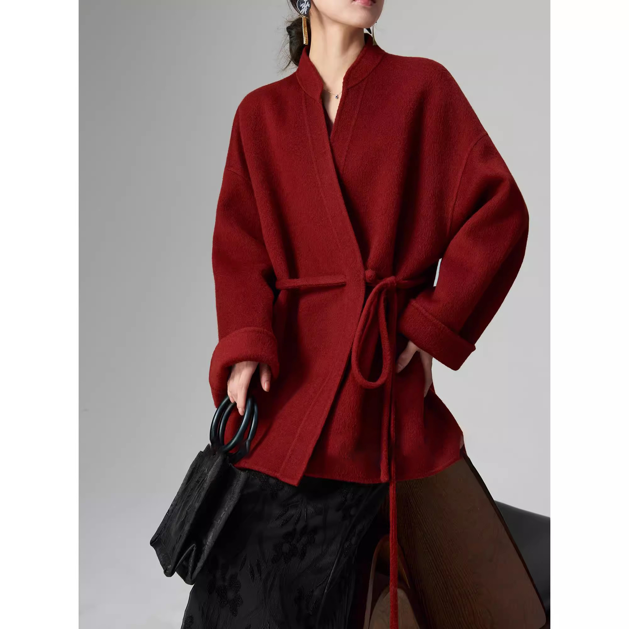 爵莱菲大码高级感新中式红色双面呢大衣女短款2025系带羊毛呢外套