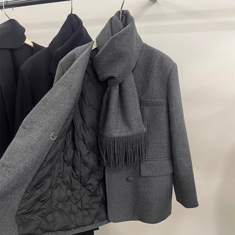 爵莱菲大码韩版双排扣围巾西装羽绒服女冬气质内胆白鸭绒毛呢外套