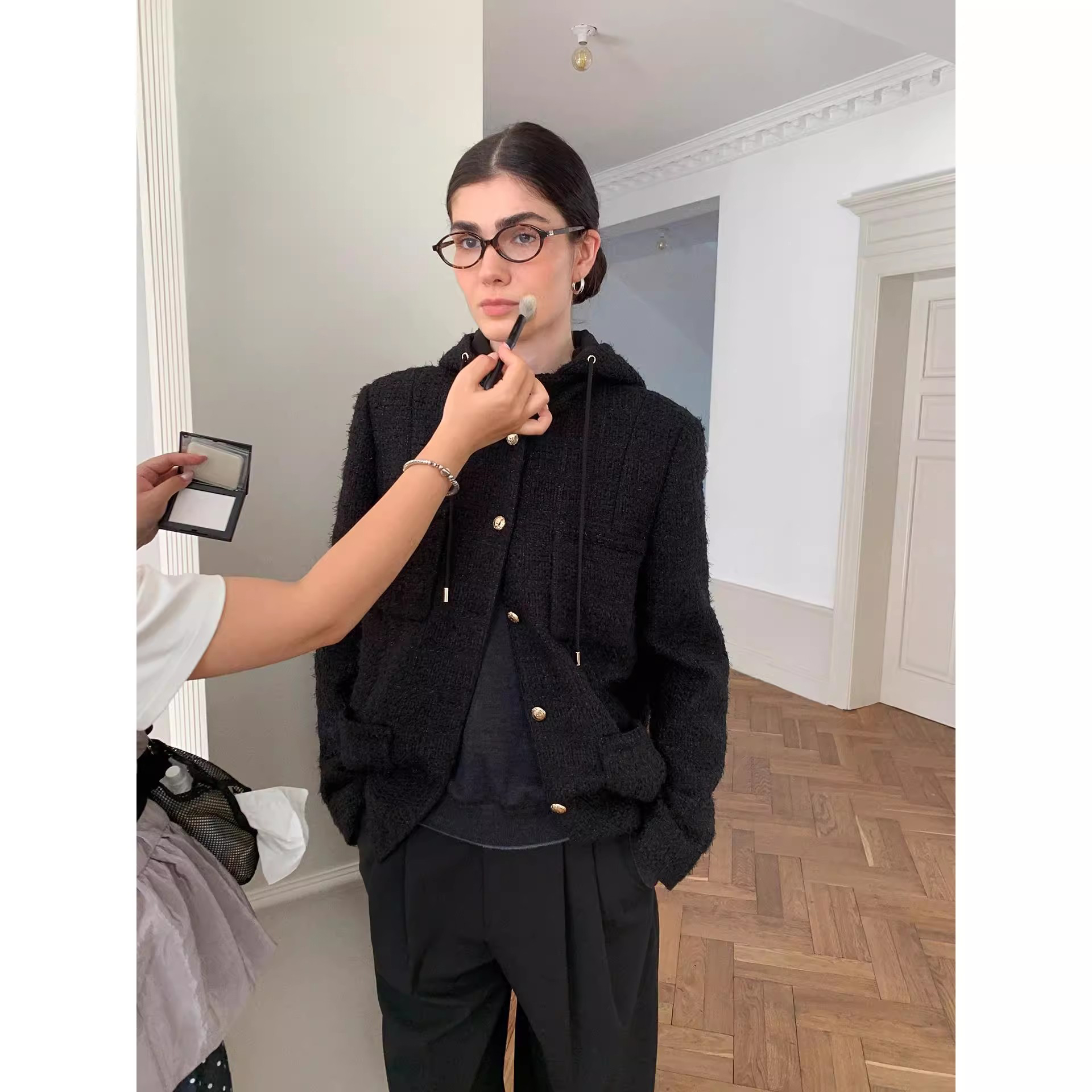 爵莱菲大码胖mm秋冬时髦气质高级感羊毛粗花呢单排扣小香连帽外套