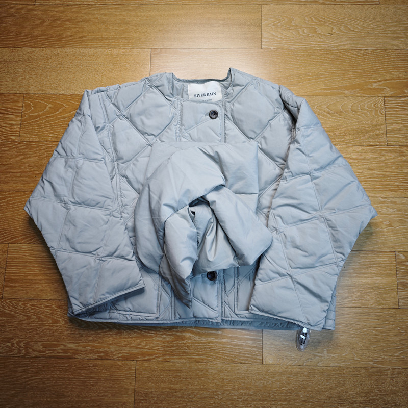熊猫不睡觉二号店 2025秋冬新款菱格纹羽绒服外套带围脖女