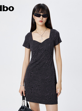odbo 复古法式方领短袖连身裙女春装新款百搭气质显瘦短裙