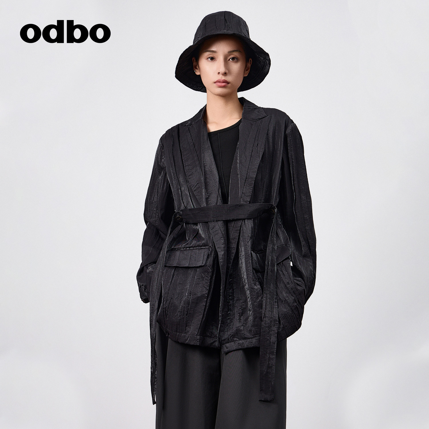 醋纤压褶西装外套女夏速干防晒