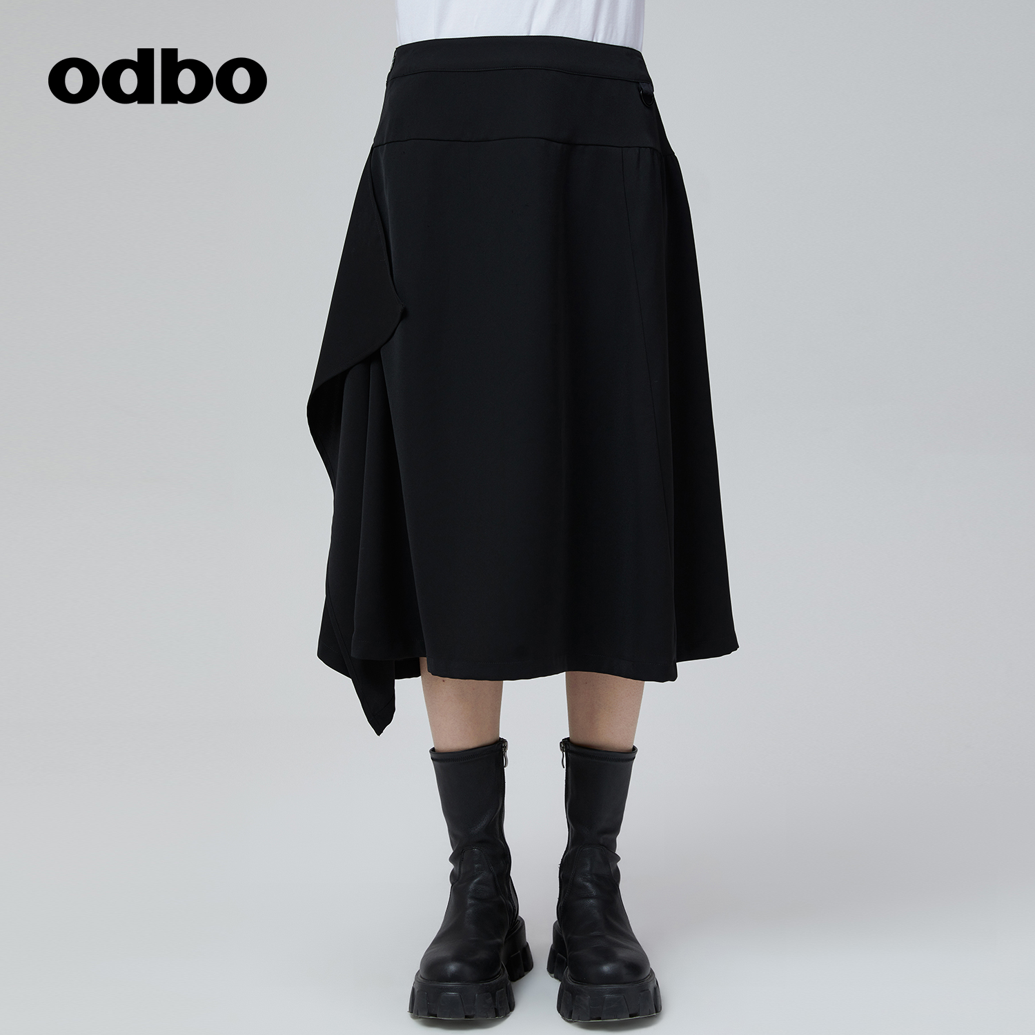 odbo/欧迪比欧不规则半身裙