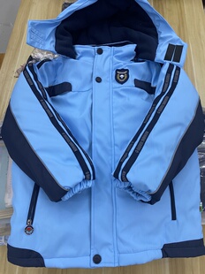 南宁市冬季校服中小学生加绒加厚冬装校服外套防寒服新版现货包邮