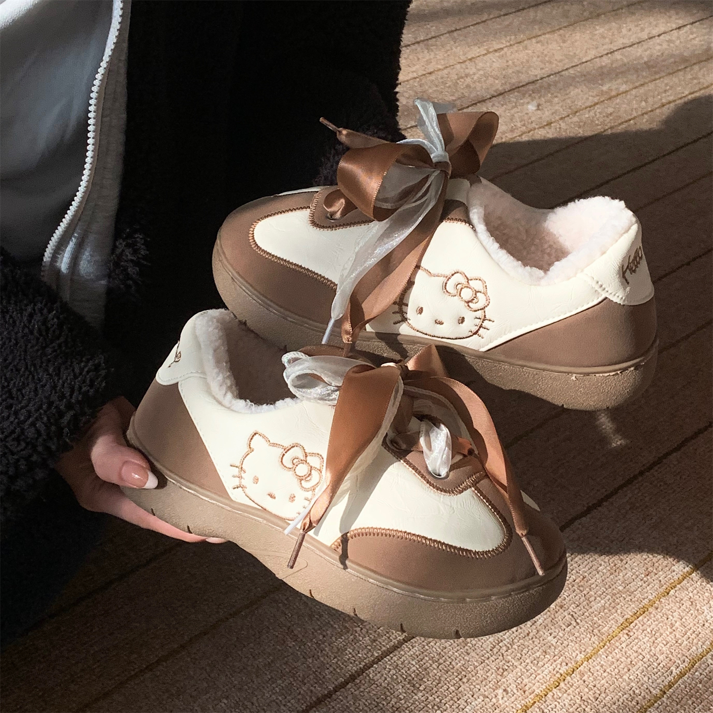 细细条正版HelloKitty德训鞋