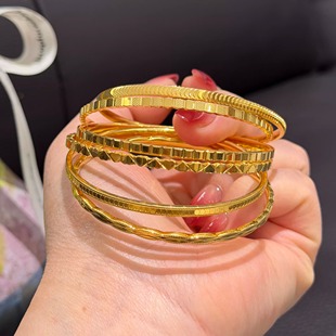 水贝黄金包银拉丝手镯女车花款几何纹理原创设计气质25年明星同款