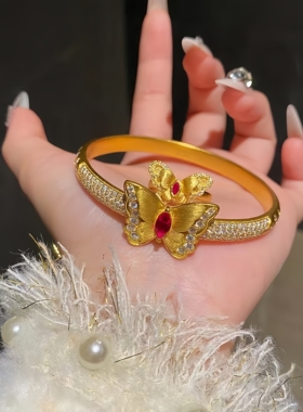 盛尊设计师蝴蝶金包银手镯