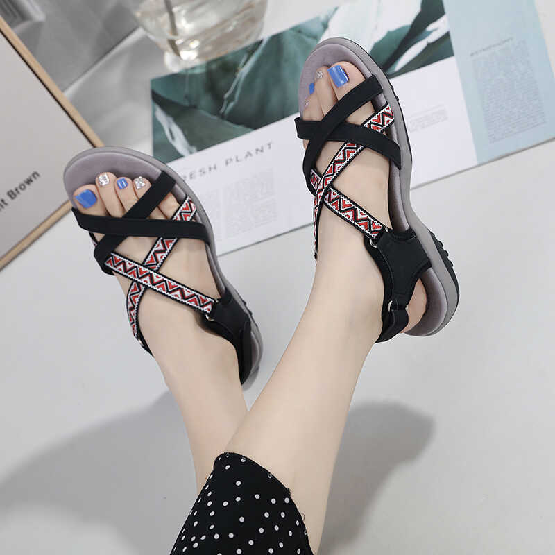 跑步运动开车日常软底舒适配裙子