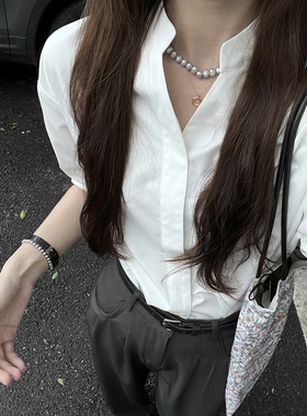 法式高级感白色短袖衬衫女干练气质v领设计感上衣防晒衬衣通勤夏