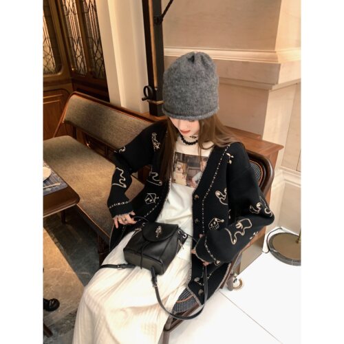 aaaaxbbb宽松小熊毛衣开衫