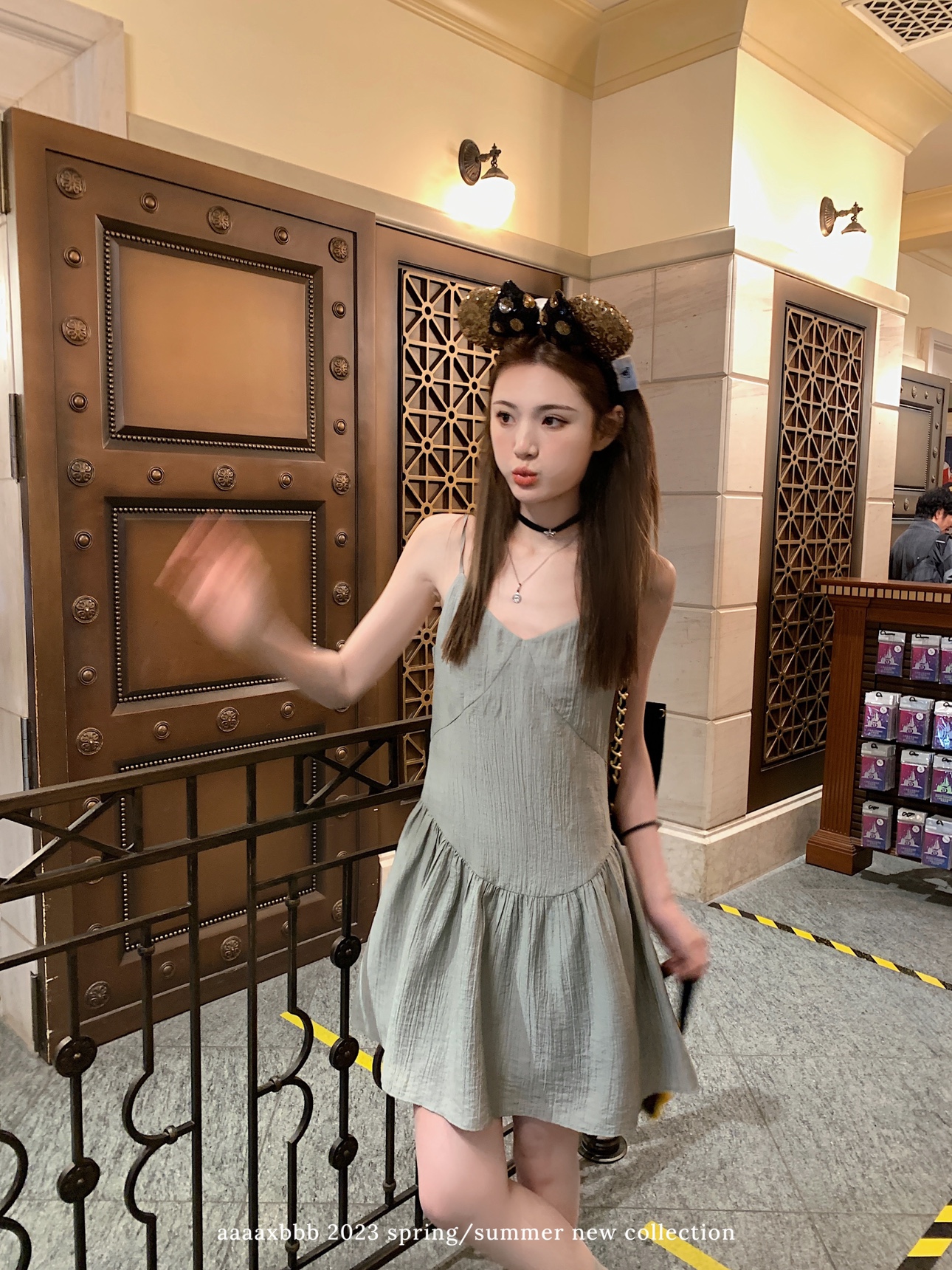 芭蕾风吊带连衣裙百搭显瘦