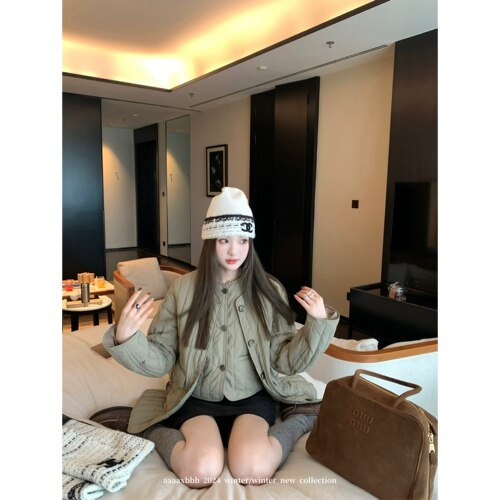 aaaaxbbb羽绒马甲外套上衣套装女