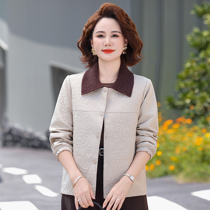 春秋中老年妈妈装翻领提花短外套