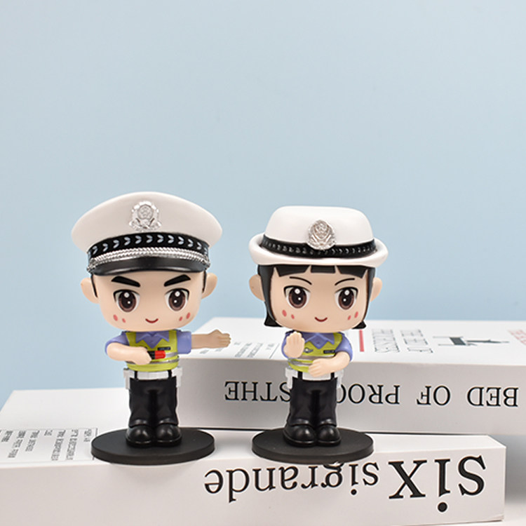 卡通男交警女交警玩具警察公仔人偶汽车摆件手办活动生日蛋糕礼品
