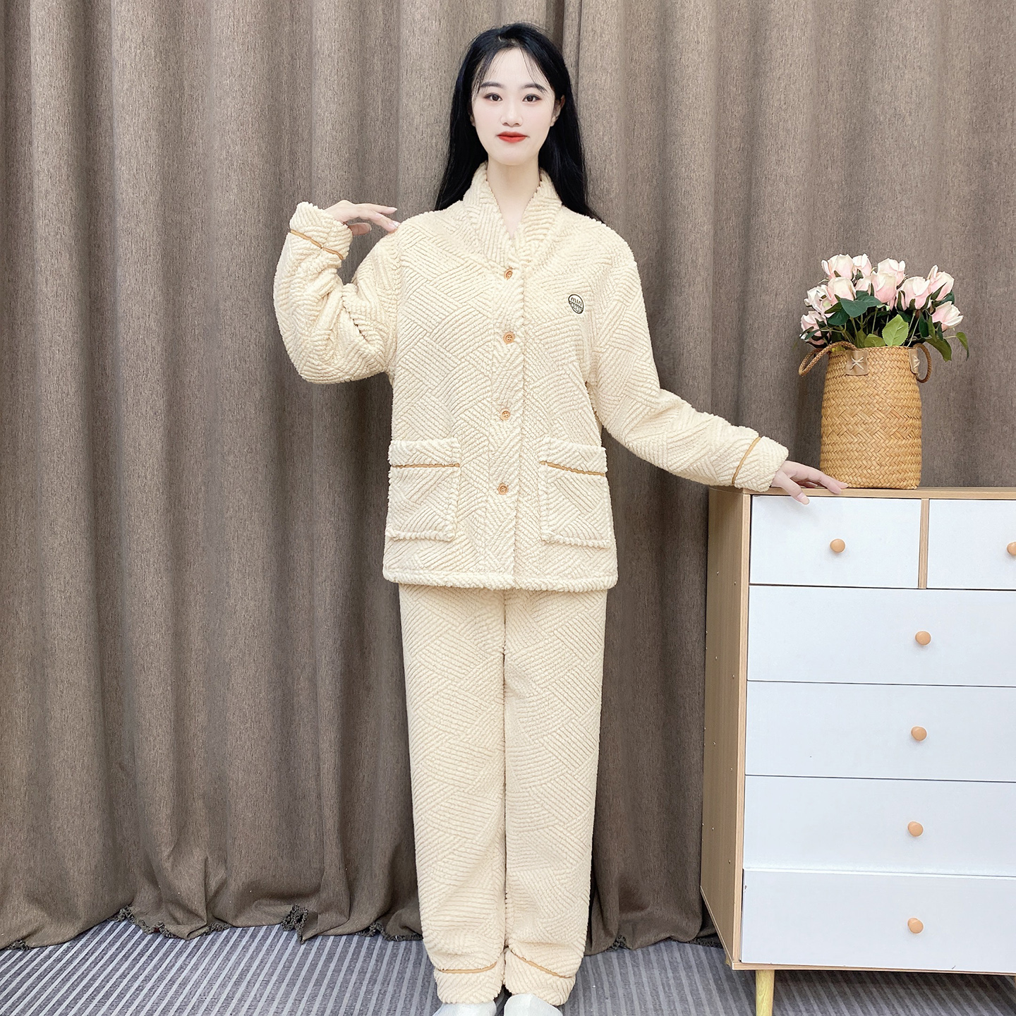 毛绒绒睡衣女冬季加厚珊瑚绒保暖可外穿加绒法兰绒长袖家居服套装