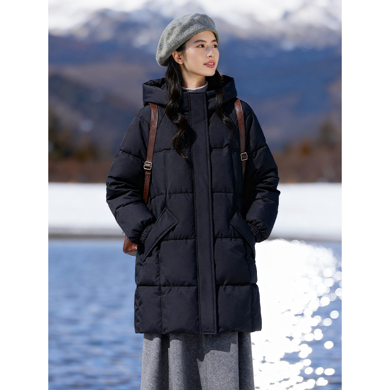 真维斯黑色连帽中长款棉服厚外套