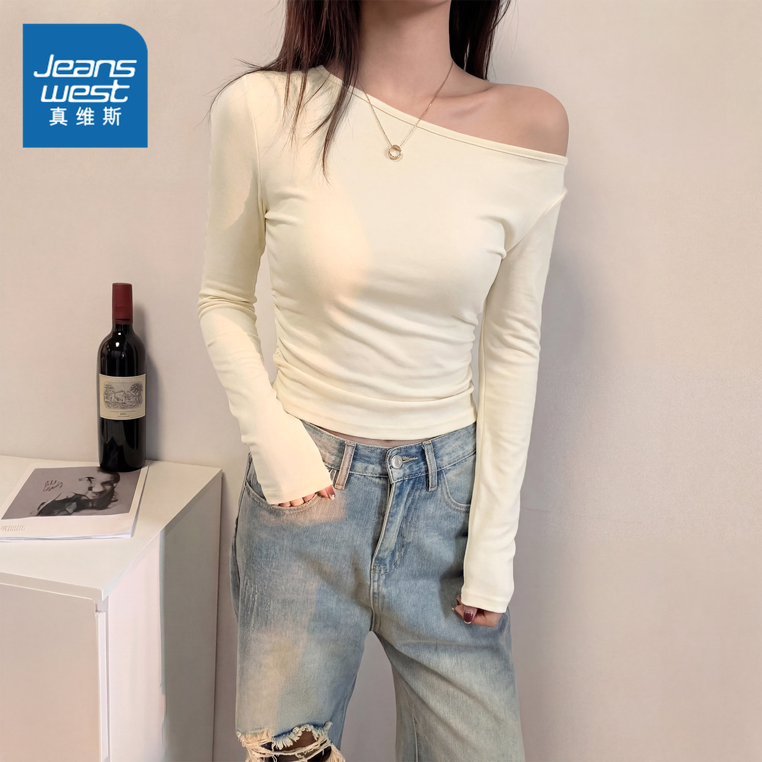 NOB真维斯一字领长袖t恤女斜肩修身体恤衫春季新款设计感露肩上衣