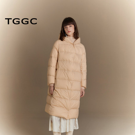 台绣长款羽绒服女简约轻盈连帽大口袋宽松保暖鸭绒外套冬J37273