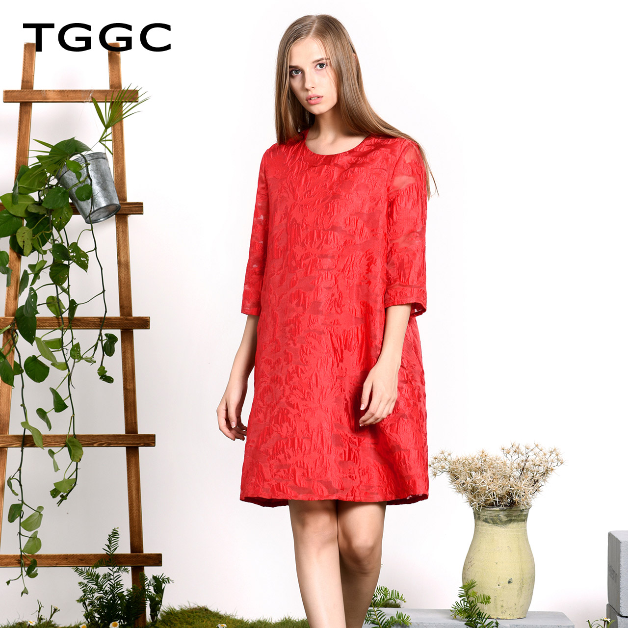 TGGC 2018Ä괺װпîÌỨAÐͶÌȹͨÇÚ¿íËÉÎå·ÖÐäÑ©·ÄÁ¬ÒÂȹF21856