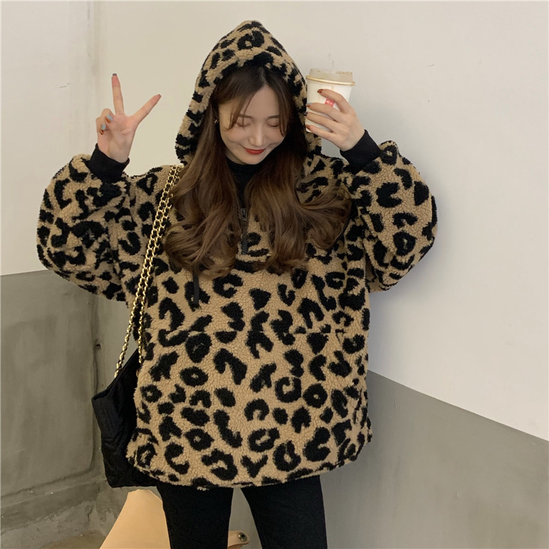 Real shot real price loose skinny hooded warm leopard imitation lamb sweater