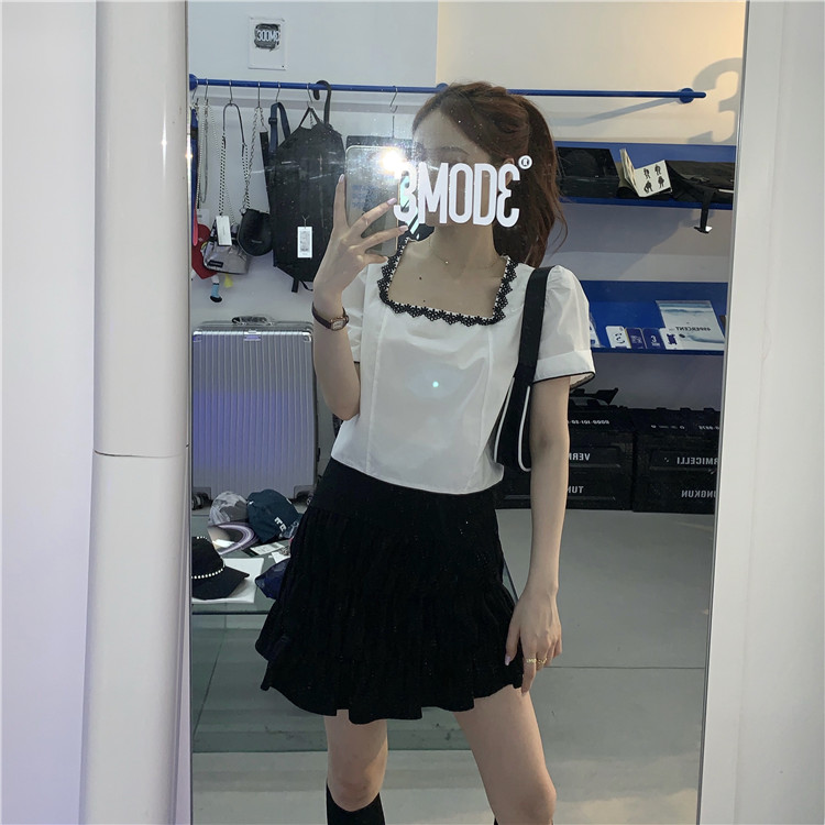 Real price Vintage Lace patchwork square collar shirt + black cake skirt