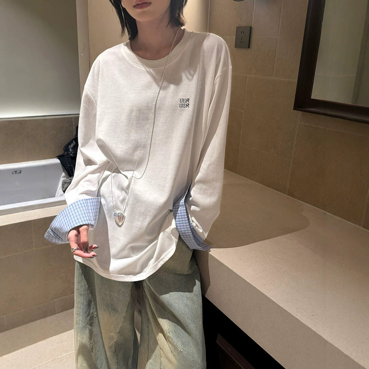秋季新款设计感长袖T恤女2026韩版宽松袖口拼接字母绣花上衣