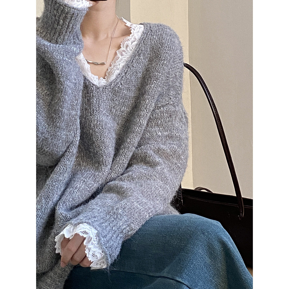 蕾丝拼接V领毛衣女 秋季软糯慵懒风假两件针织上衣 P960