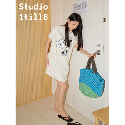 Studio1till8蓝花印花T恤裙