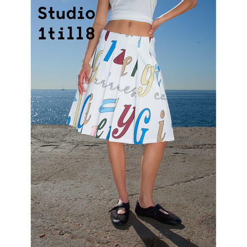 Studio1till8字母印花百褶裙