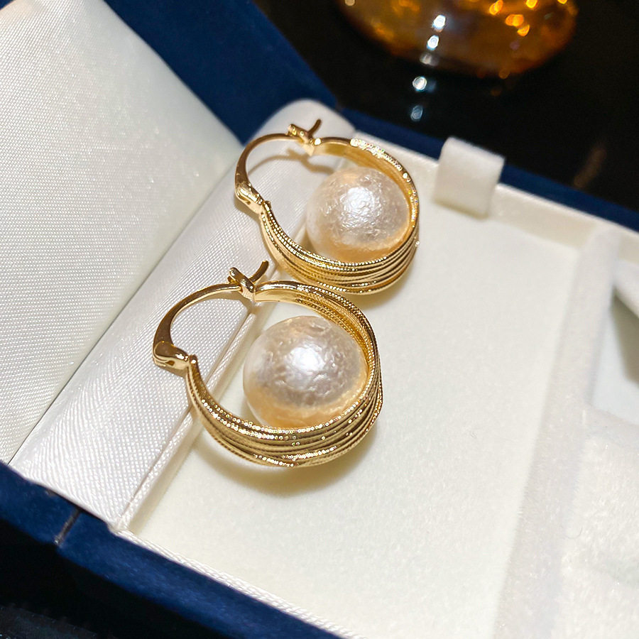 棉花珍珠麻花圆环耳扣女港风时尚小众设计感气质耳环轻奢高级耳饰