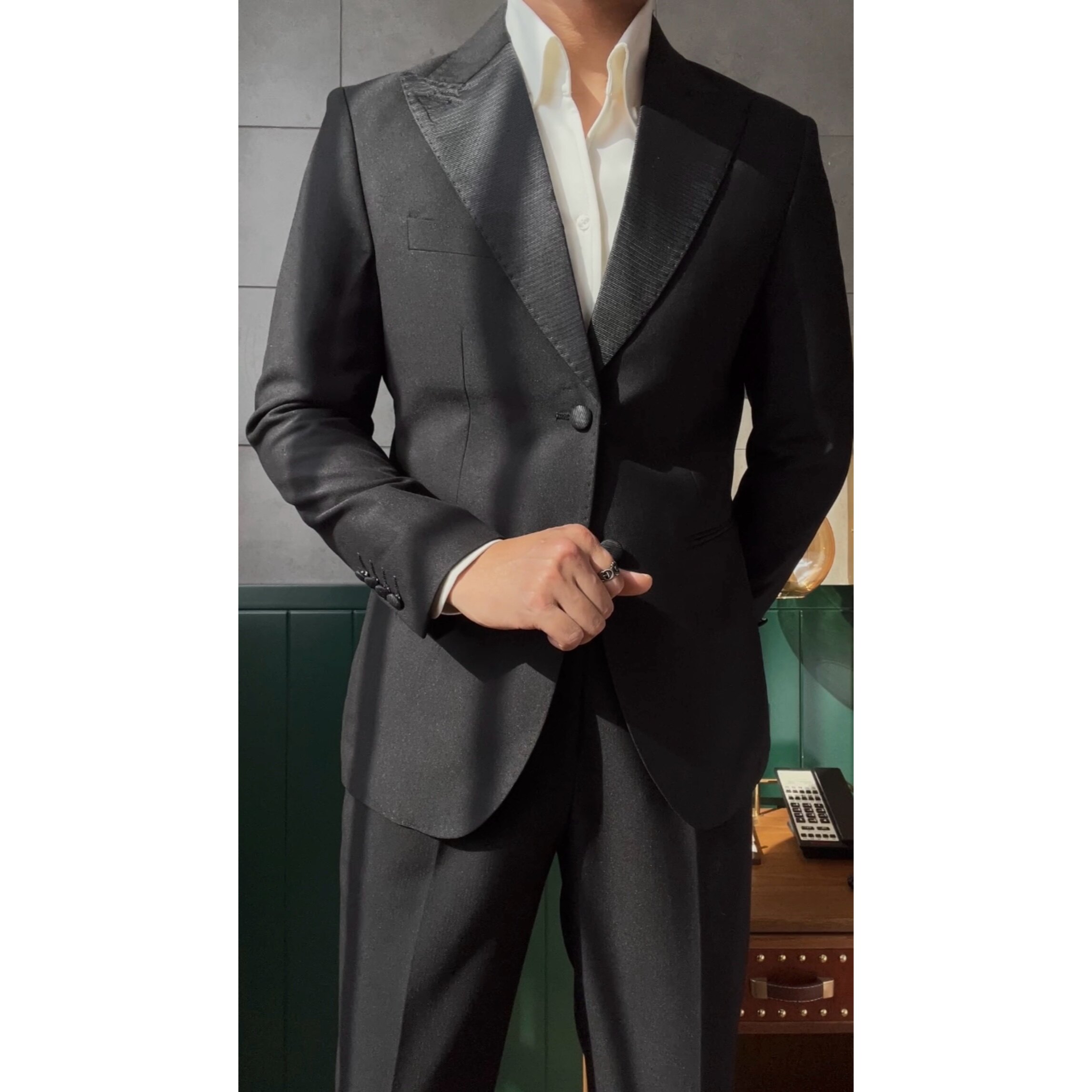 新款意式英伦绅士宴会黑色戗驳领修身西装男婚礼西服礼服955