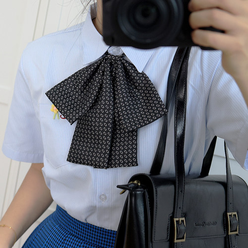 鬼怪金高银同款波点领结