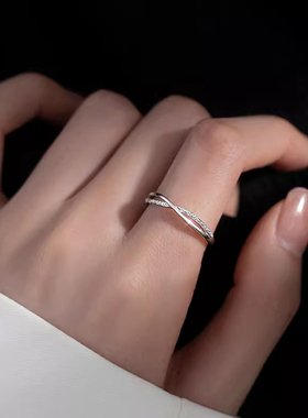 925银戒指女小众设计素圈轻奢2026新款高级感食指戒时尚个性单戒
