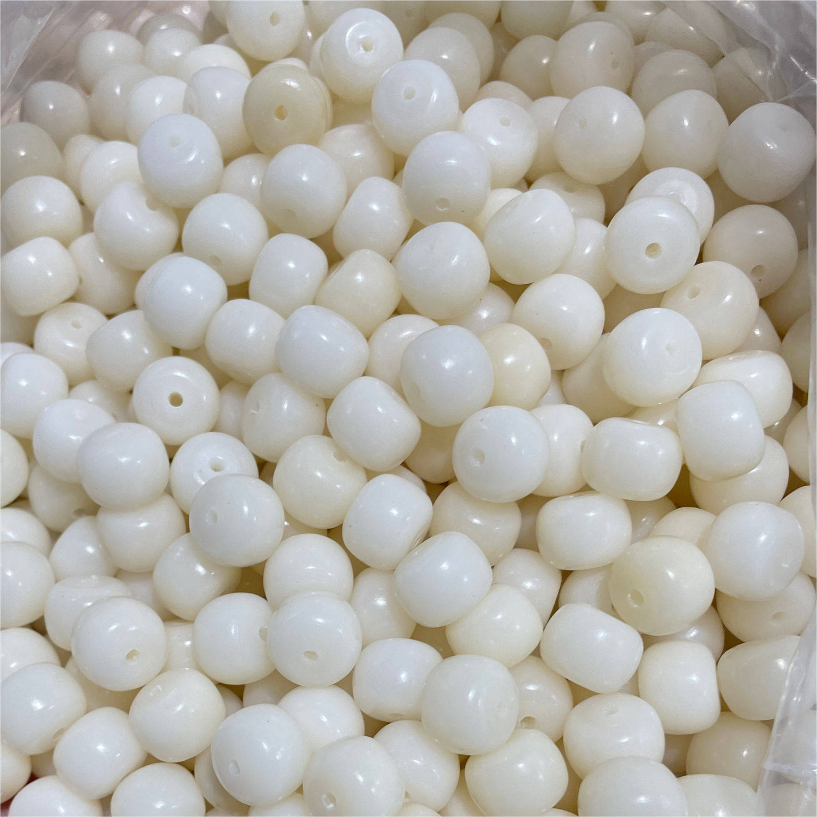 天然白玉菩提根散珠精孔菩提根原籽散珠白色珠子学生DIY佛珠批发图片