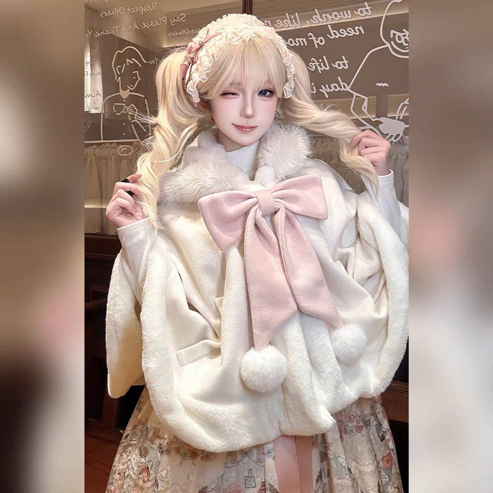 绒绒日系斗篷披肩兔兔洛丽塔甜美软妹可爱冬装新款蝴蝶结毛呢外套