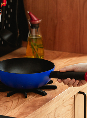 tvs意大利进口平底锅不粘锅家用提薇司泡泡龙孟菲斯鸡蛋牛排煎锅