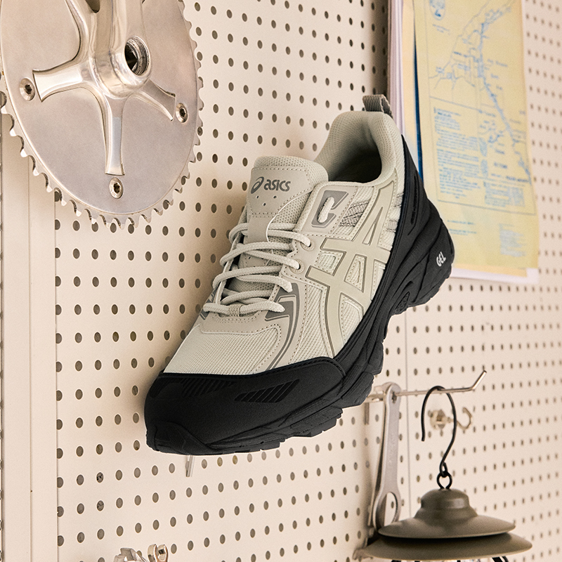 亚瑟士中性潮流运动休闲鞋